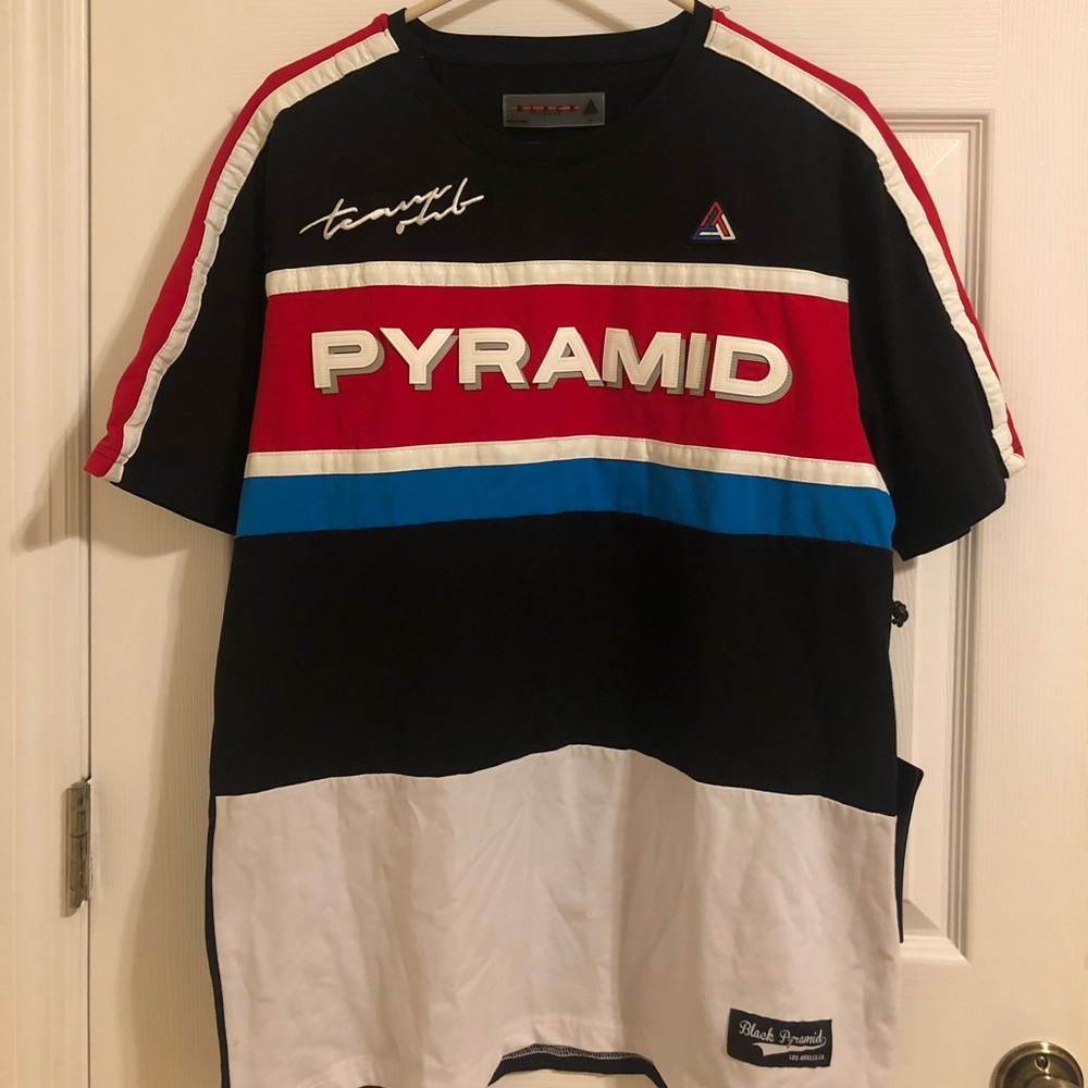 BLACK Pyramid shirt BRAND NEW